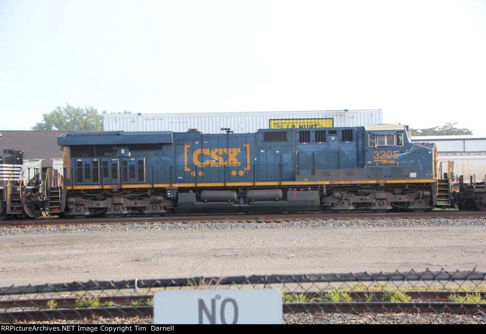 CSX 3205